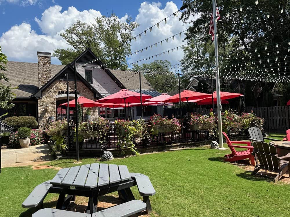 Steve Josovitz of Shumacher Sells Historic Roswell GA Canton Street Freestanding Restaurant & Bar for Sale on One Acre