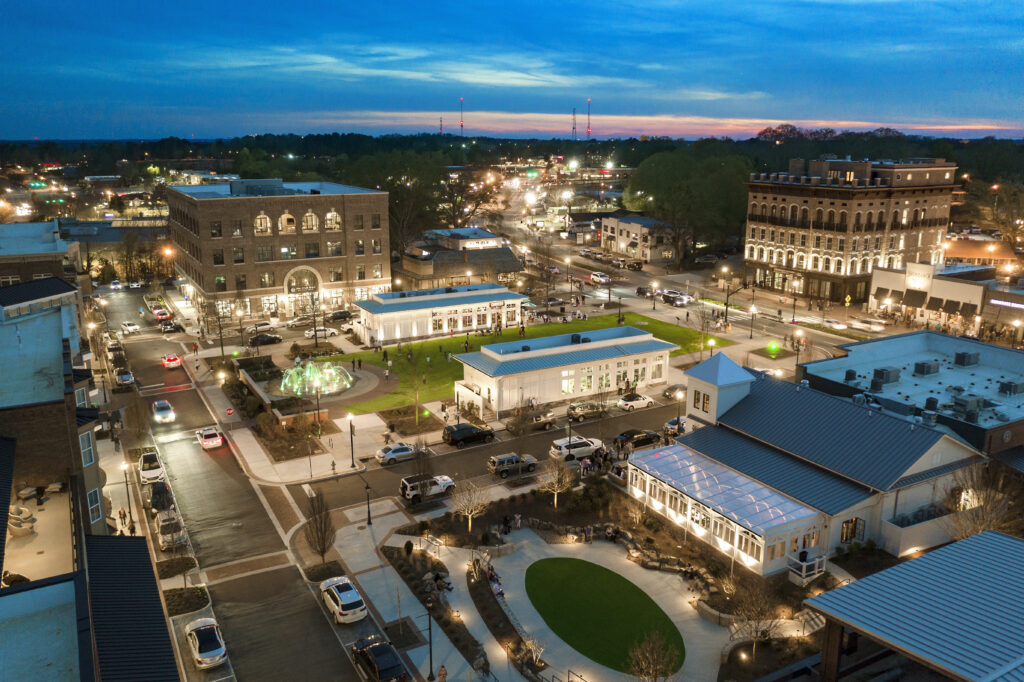 Steve Josovitz of Shumacher ( TSG ) Sells Carson Kitchen Alpharetta City Center GA to The Standard